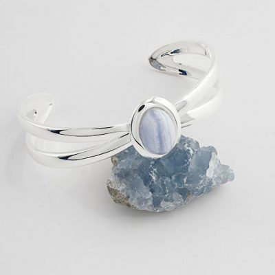 Blue-Lace-Agate-Bow-Bangle