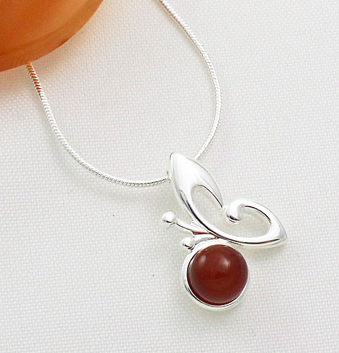 Carnelian-Butterfly-Pendant Carnelian-Butterfly-Pendant
