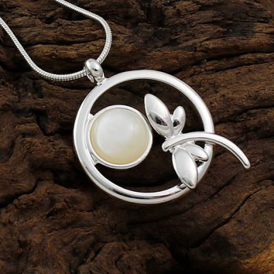 Mother-of-Pearl-Dragon