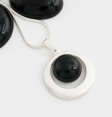 Onyx-Small-Satin-Mount-Pendant Onyx-Small-Satin-Mount-Pendant