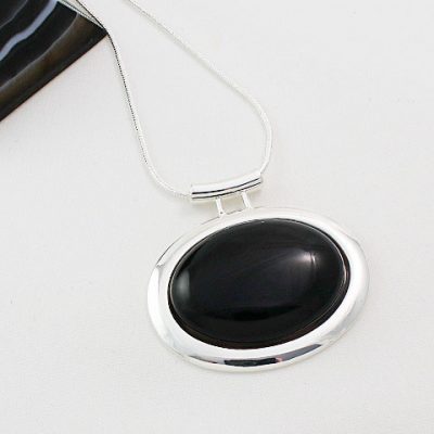 Onyx-Large-Oval-Pendant