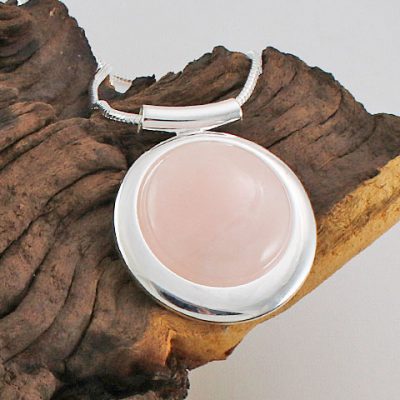 Rose-quartz-Offset-Round-Pendant