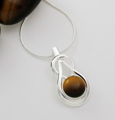 Tigers-Eye-Knot Pendant Tigers-Eye-Knot Pendant